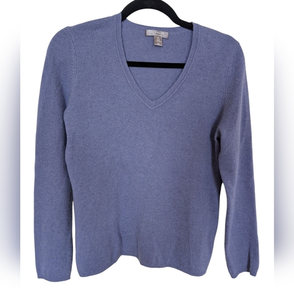 Charter Club Lavender Cashmere Women's V-Neck Sweater sz M - Picture 1 of 4